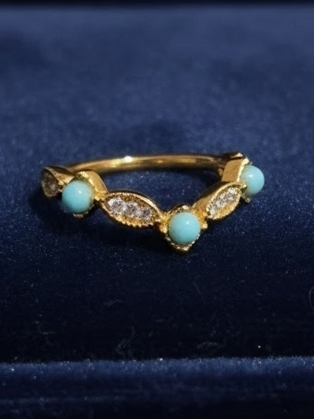 Gold Tone Ring with Turquoise Stones and Diamond Accents Size 5